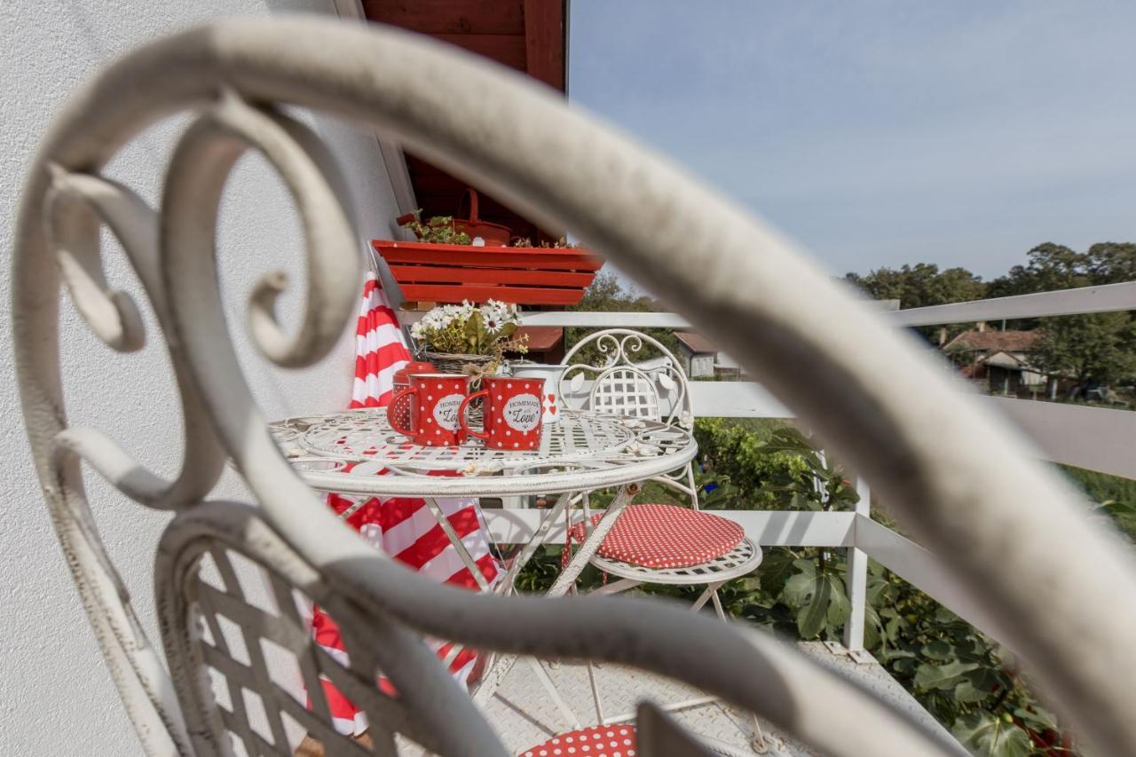 Kuca Za Odmor "Dva Srca" Hotel Ceminac Exterior foto